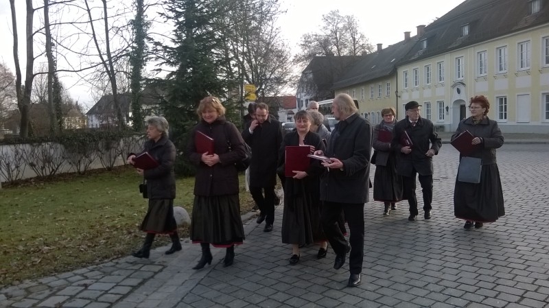 2014.12.13_02_Geburtstags-Messe Kaiserliche Hoheit.jpg